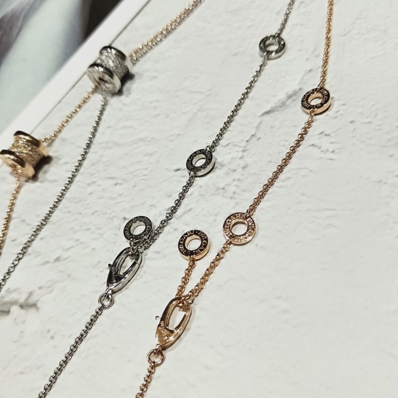 Bottega Venenta Necklaces